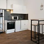 Ng Prestige - Lille I Winoc - T2 - Netflix - Wifi - Cuisine - Parking Gratuit Апартаменты *