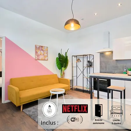 Apartment Ng Suitehome: With Netflix & Free Parking