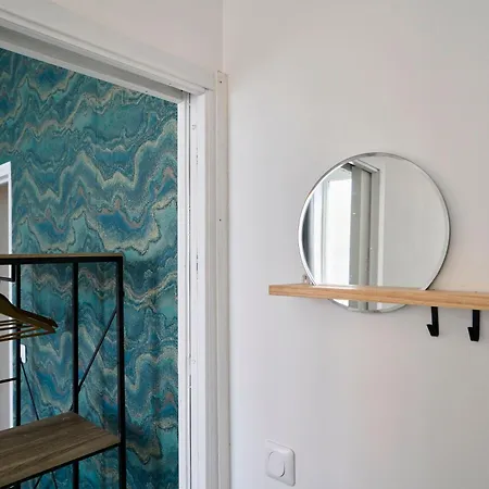 Ng Suitehome: With Netflix & Free Parking Apartment Tourcoing