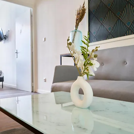 Ng Prestige - Lille I Winoc - T2 - Netflix - Wifi - Cuisine - Parking Gratuit Apartamento *